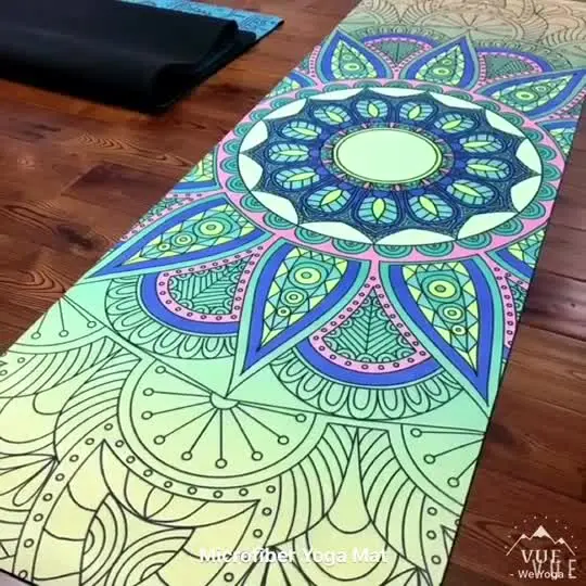 Estera de yoga de gamuza vegana con impresión UV de mandala personalizada para gimnasio antideslizante con logotipo